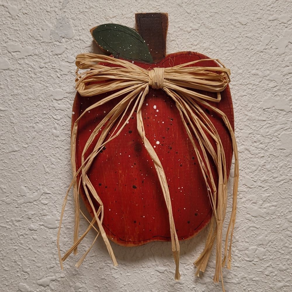 Wooden Apple Kitchen Wall Decor